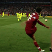 A importância da inclusão das bolas paradas nos quatro momentos do jogo – Canto do Liverpool contra o Barcelona em 2019